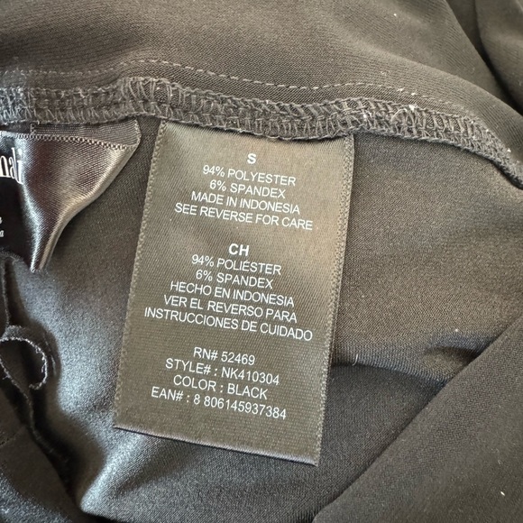 Norma Kamali Black Boot Pants. Size Small. - Picture 11 of 13